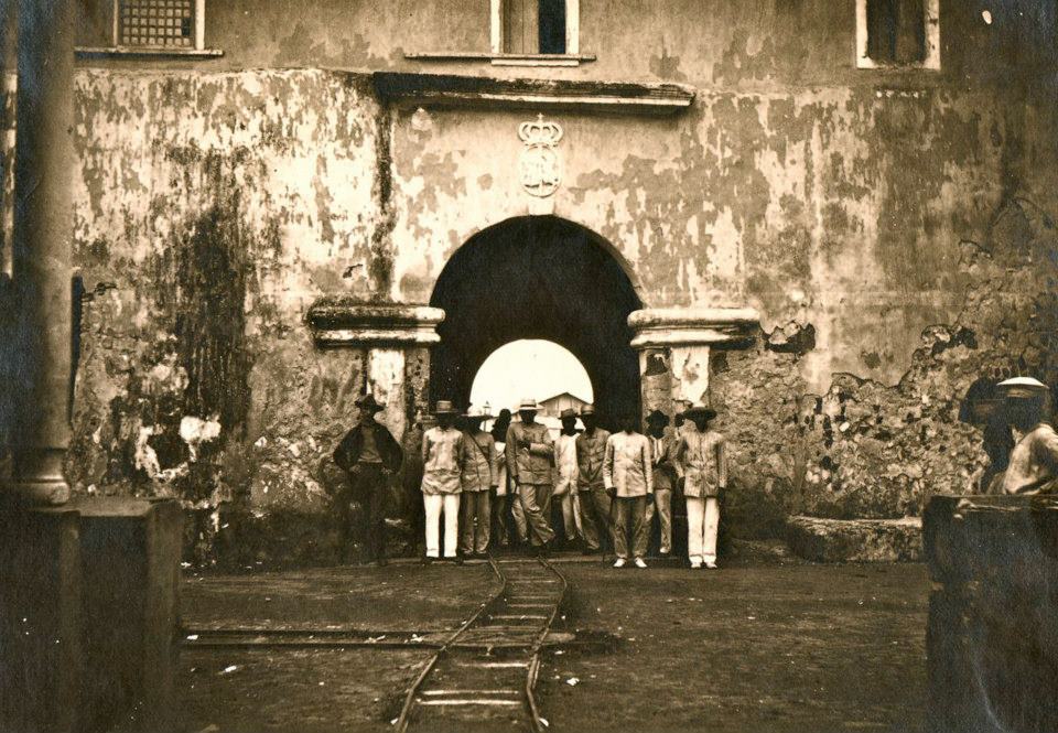 Porta Vaga Gate